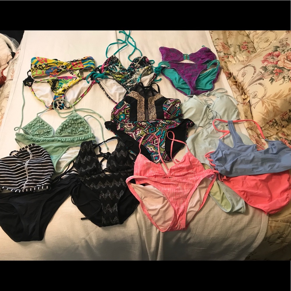 Bag of swimsuits!